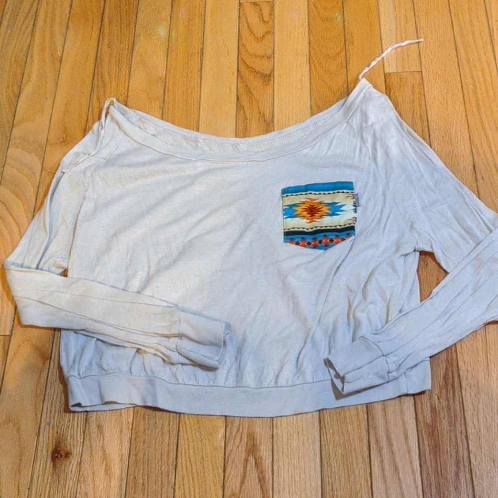 Serengetee t-shirt. Size large.